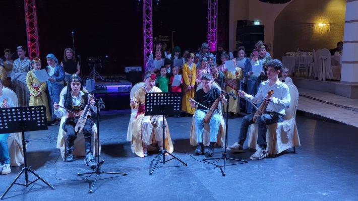 PXL_20251227_200436174